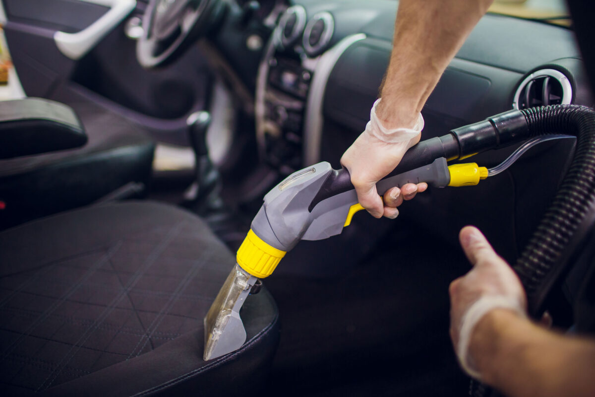 Auto Innenraumreinigung Kosten